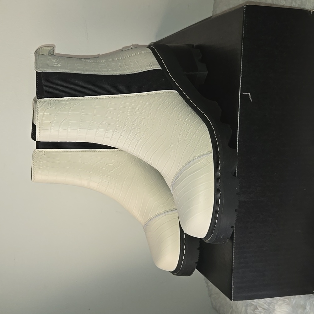 Sorel Joan Now Chelsea Boots Chalk Size US 12 - Picture 2 of 5